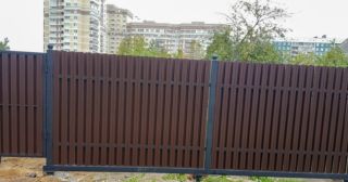 Купить распашные ворота из штакетника Михайловка, цена от 2723 руб.