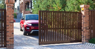 Купить ворота на участок Михайловка, цена от 2723 руб.